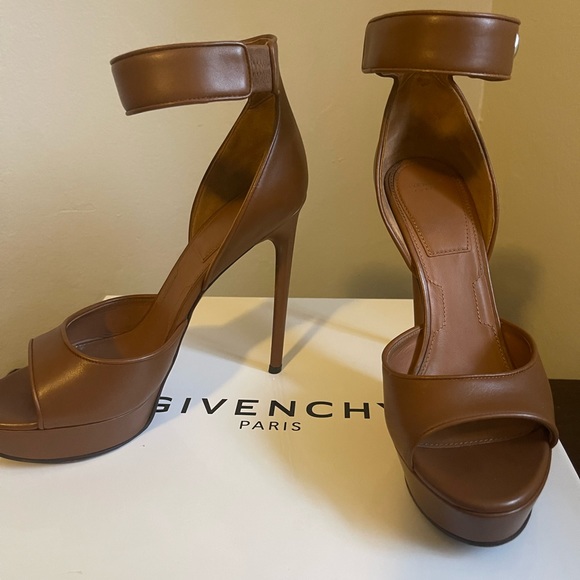 Givenchy Sandals 12,5cm Shark Marron Clair Leather Shoes size 39EU - Picture 9 of 12